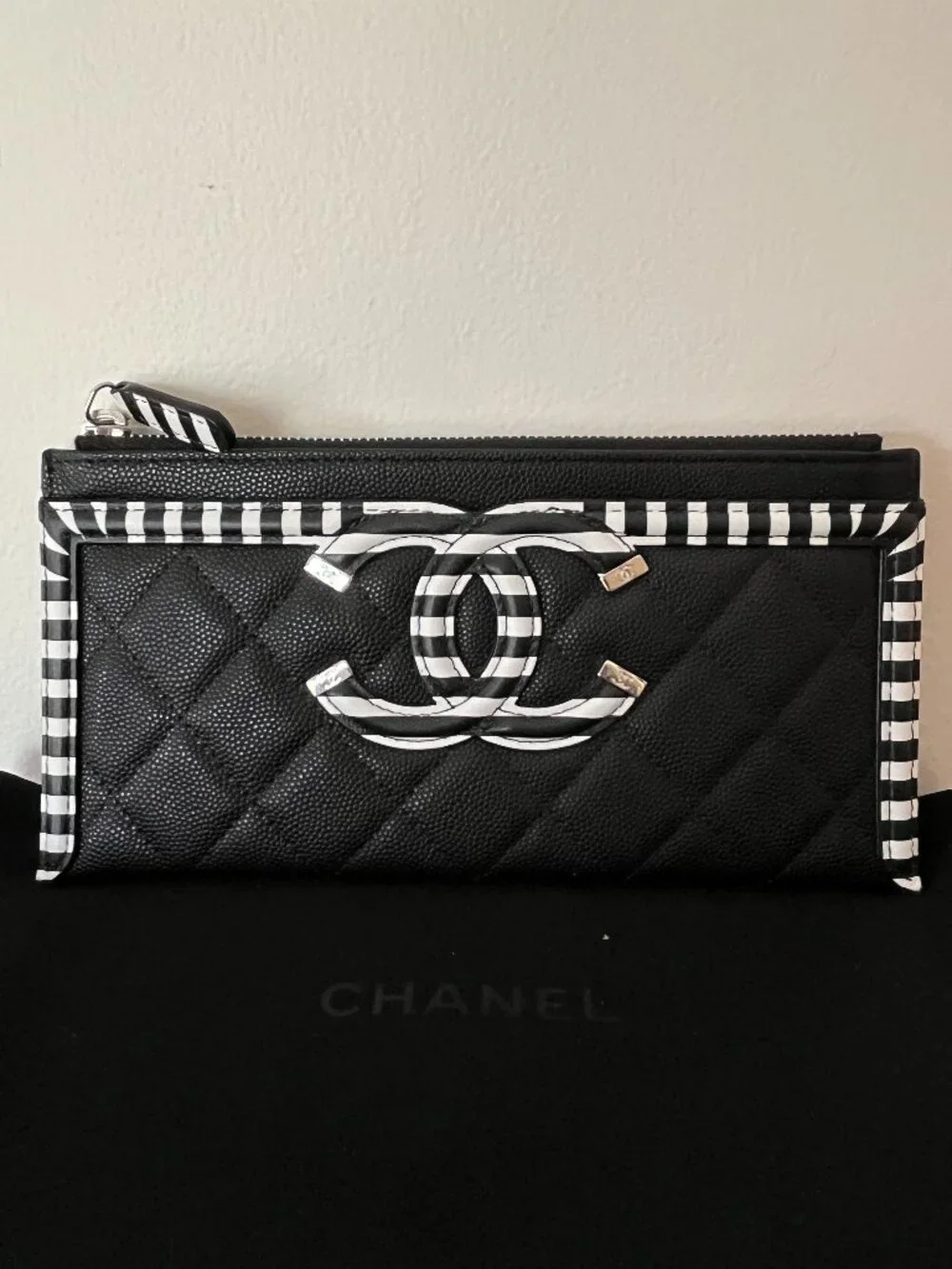 CHANEL Filigree Caviar Quilted Leather Pouch Black White 2019 Cruise Collection